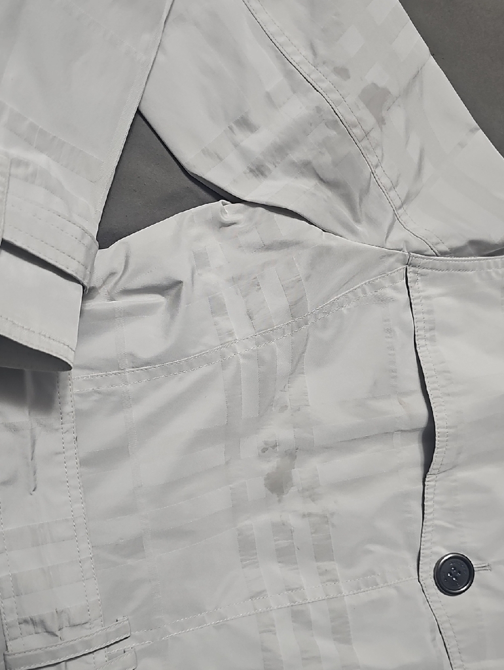Burberry Light Gray Double-Breasted Trench Coat - Picture 12 of 15